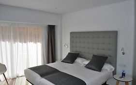 Hotel Estudiotel  2*